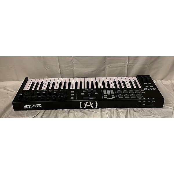 Used Arturia Used Arturia Keylab Essential 49 MIDI Controller