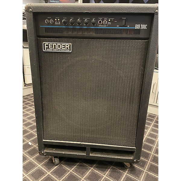 Used Fender BXR 300C Bass Cabinet