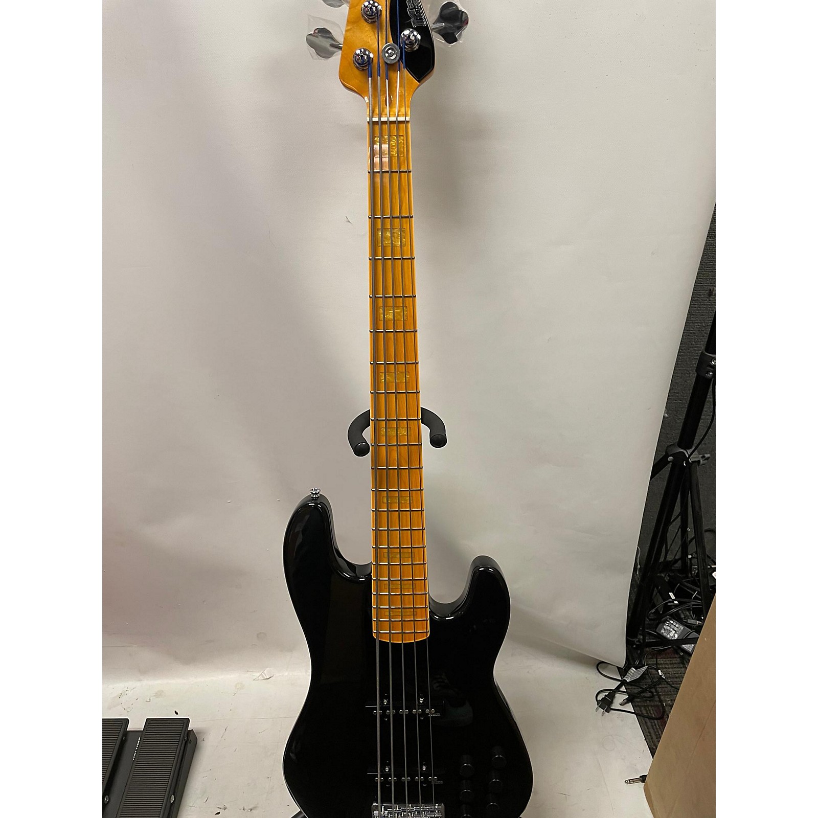 Used Markbass GV5 Electric Bass Guitar Black Guitar Center