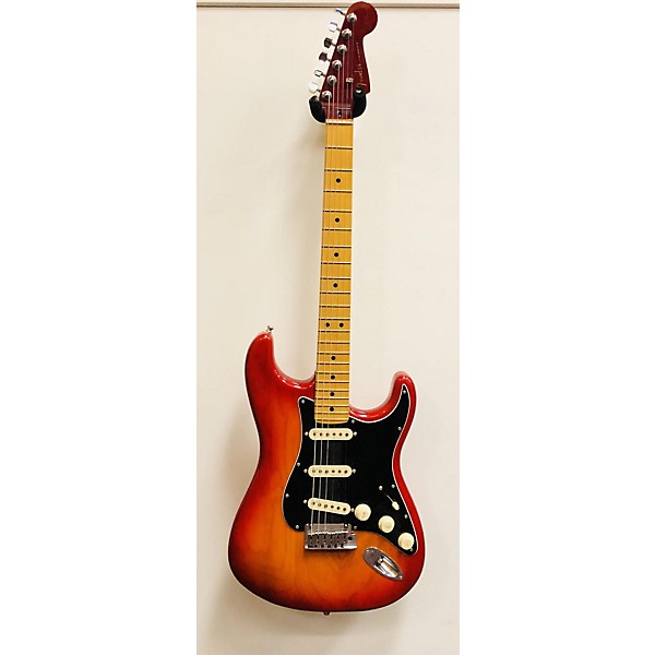 Used Fender Used 2022 Fender American Ultra Luxe Stratocaster RED ORANGE BURST Solid Body Electric Guitar