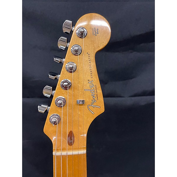 Used Fender Used 2021 Fender American Professional II Stratocaster MIAMI BLUE Solid Body Electric Guitar