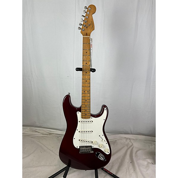 Used Fender Used Fender American Standard Stratocaster Candy Apple Red Solid Body Electric Guitar