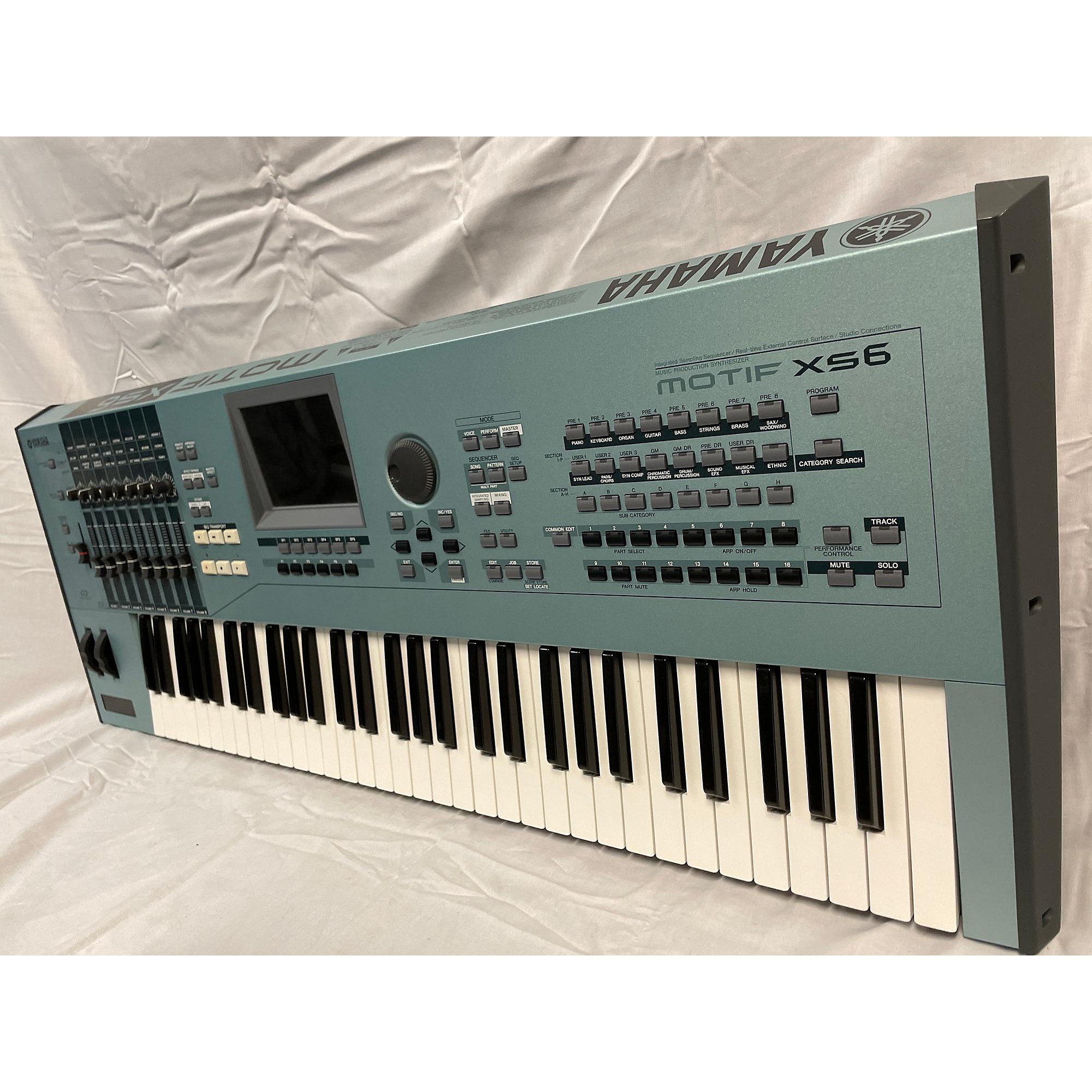 Used Yamaha Motif XS6 61 Key Keyboard Workstation | Guitar Center