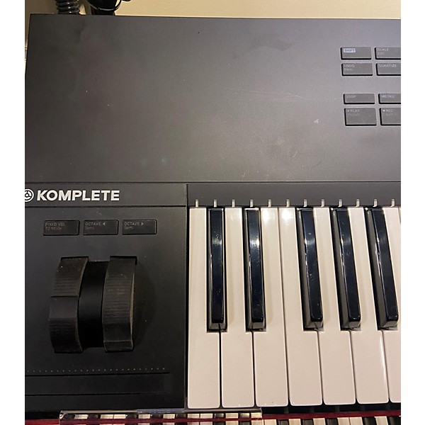 Used Native Instruments Komplete Kontrol S61 MKII MIDI Controller