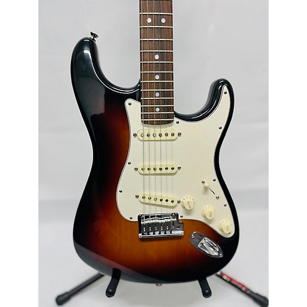 Used Fender 60th Anniversary American Series Stratocaster Solid Body Electric Guitar