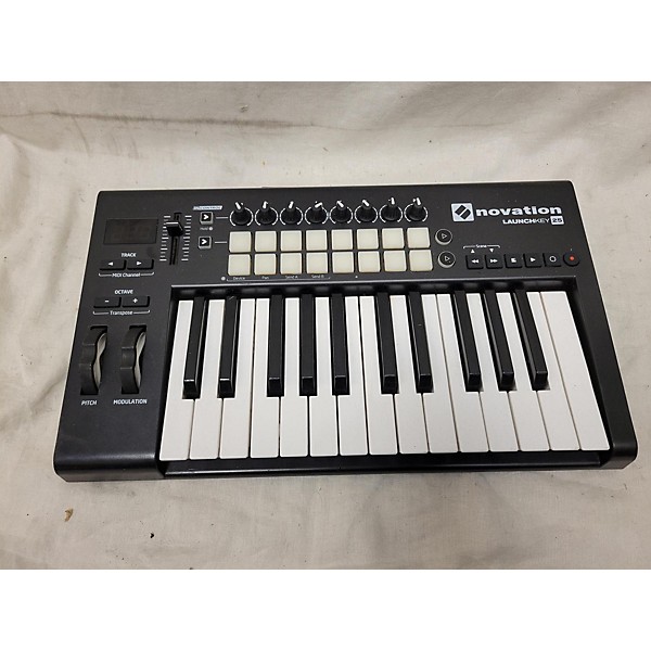 Used Novation Launchkey 25 Key MIDI Controller