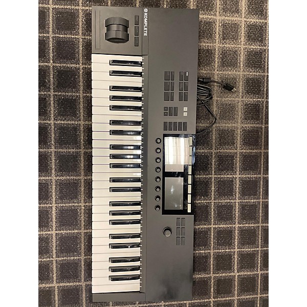 Used Native Instruments Komplete Kontrol S49 MK2 MIDI Controller