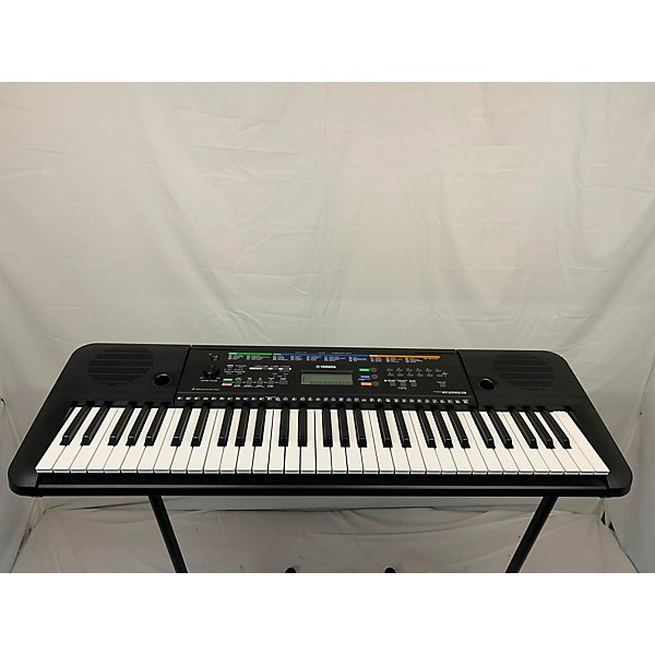 Used Yamaha PSRE253 61 Key Portable Keyboard