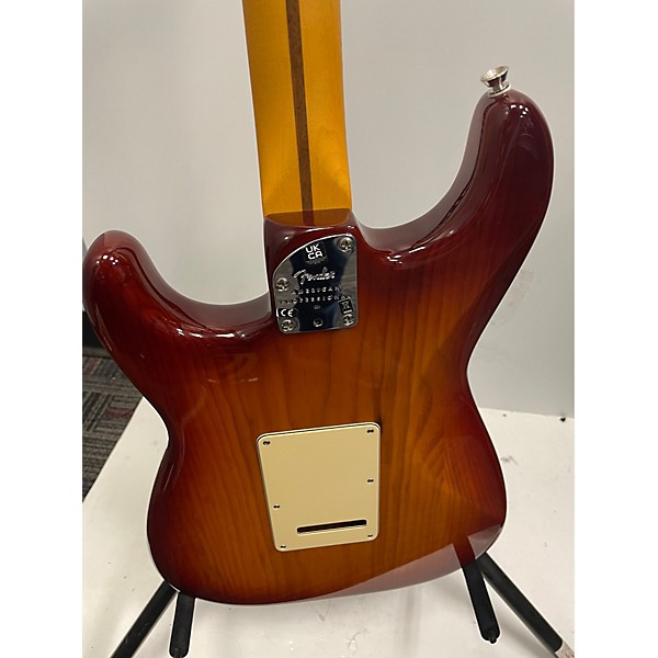 Used Fender American Professional II Stratocaster Pine HSS Sienna Sunburst Solid Body Electric Guitar