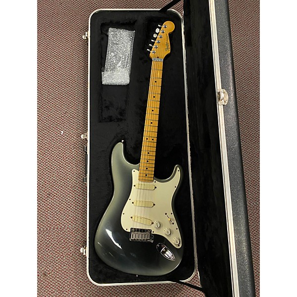 Used Fender Strat Plus Solid Body Electric Guitar