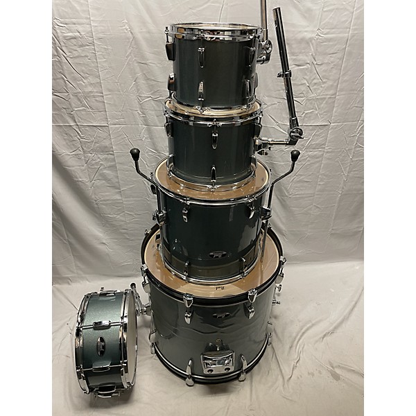 Used Pearl Roadshow Drum Kit