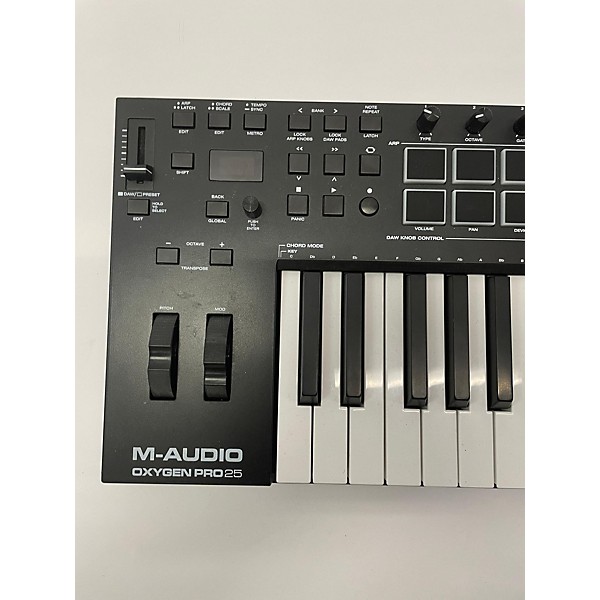 Used M-Audio Oxygen Pro 25 MIDI Controller