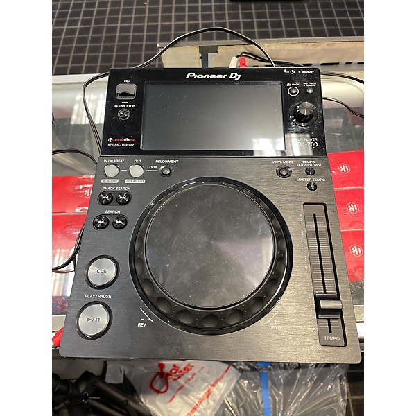 Used Pioneer DJ XDJ-700 DJ Controller