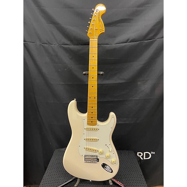 Used Fender JV Modified '60s Stratocaster Maple Fingerboard Solid Body Electric Guitar