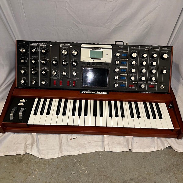 Used Moog Minimoog Voyager Select Series 44-Key Mono Synth Cherry Wood Cabinet Synthesizer