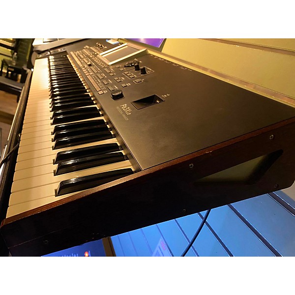 Used KORG PA3X LE Arranger Keyboard