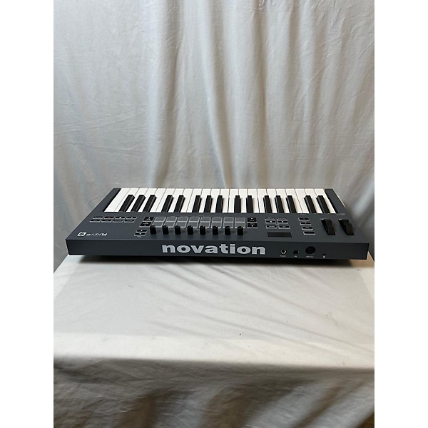 Used Novation Used Novation Launchkey 37 MK3 MIDI Controller