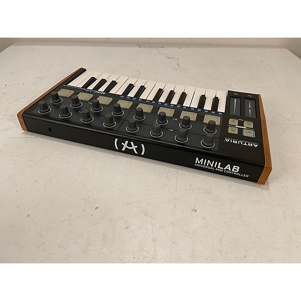 Used Arturia Used Arturia MiniLab MIDI Controller