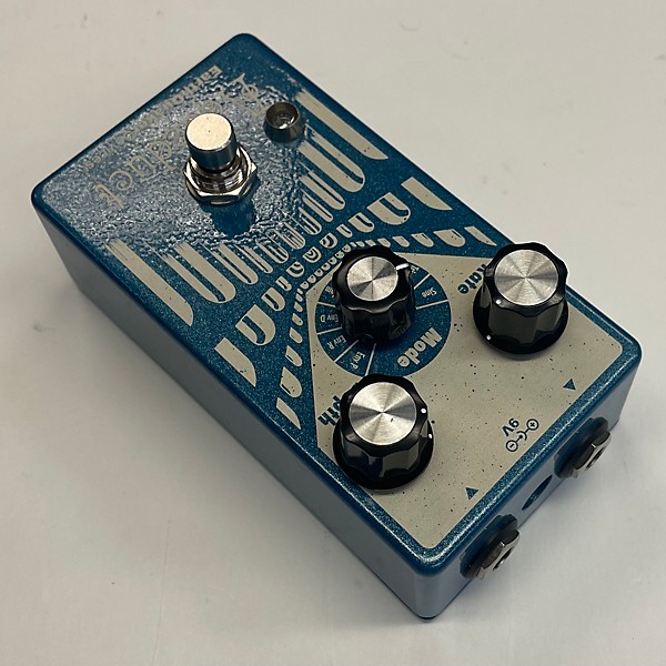 Used EarthQuaker Devices Aqueduct Vibrato Effect Pedal