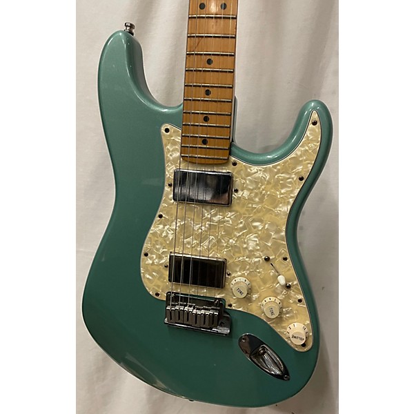 Used Fender Used Fender Big Apple Stratocaster Seafoam Green Solid Body Electric Guitar