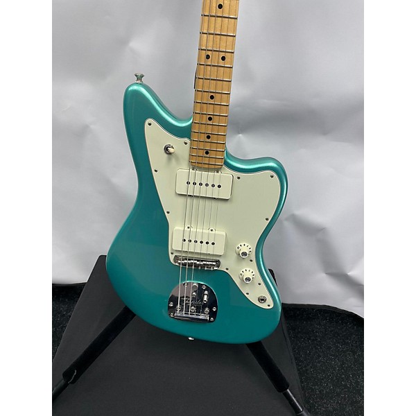 Used Fender Used Fender American Professional Jazzmaster Metallic Aqua Marine Solid Body Electric Guitar