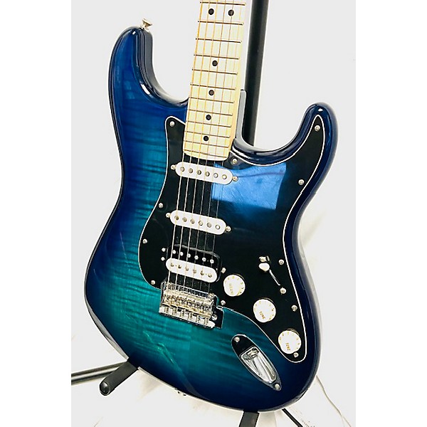 Used Fender Used Fender Player Stratocaster HSS Blue Burst Solid Body Electric Guitar