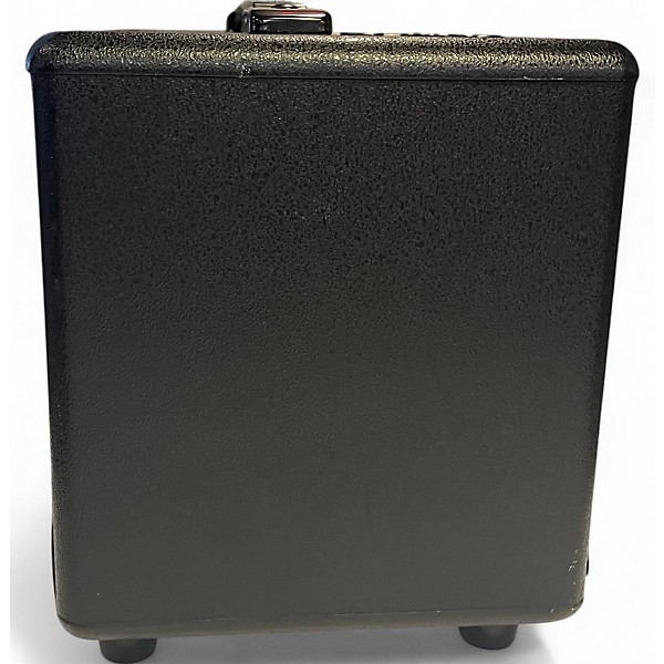 Used Roland AC-33 Acoustic Guitar Combo Amp