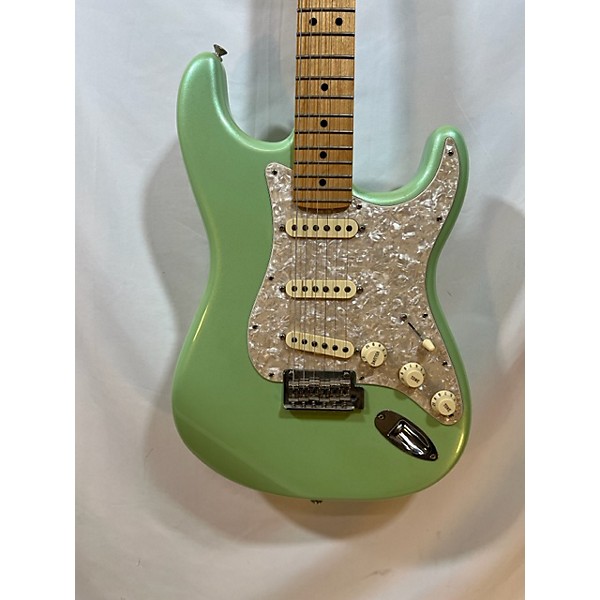 Used Fender Used Fender Player Stratocaster Seafoam Pearl Solid Body Electric Guitar