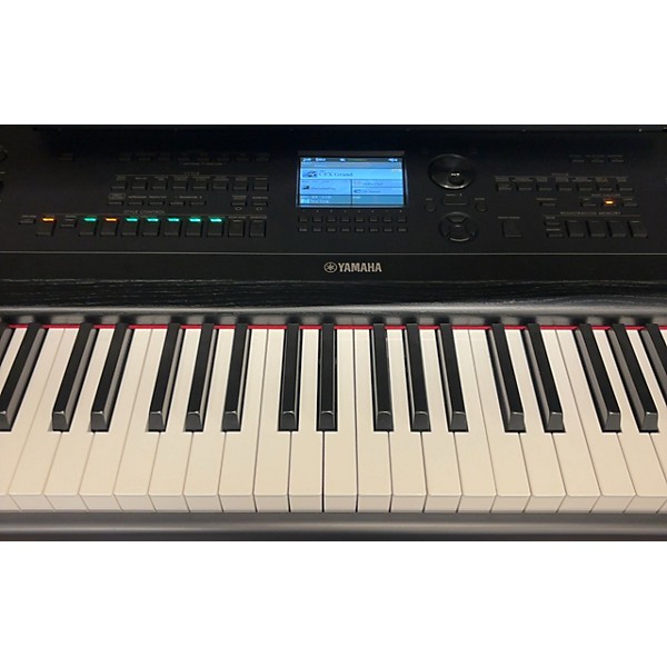 Used Yamaha DGX670 Keyboard Workstation