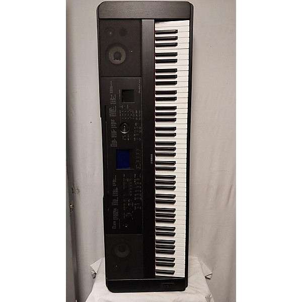 Used Yamaha Used Yamaha DGX660 Portable Keyboard