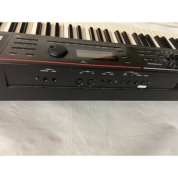 Used Roland JUNO DS88 Keyboard Workstation