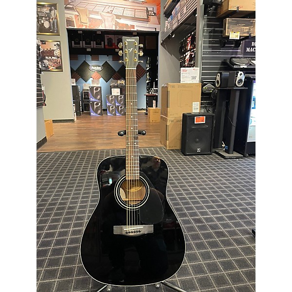 Used Yamaha F335 Acoustic Guitar