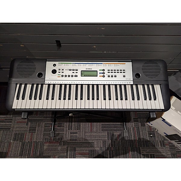 Used Yamaha YPT255 Keyboard Workstation