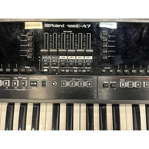 Used Roland E-A7 Arranger Keyboard