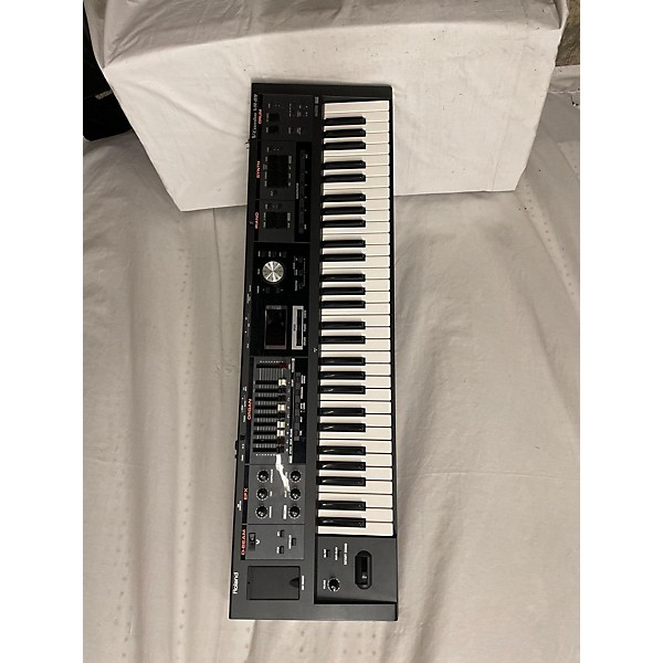 Used Roland Used Roland VR09 Synthesizer