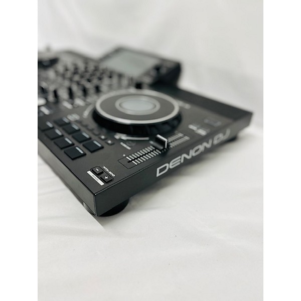 Used Denon DJ 2021 LIVE 4 DJ Controller