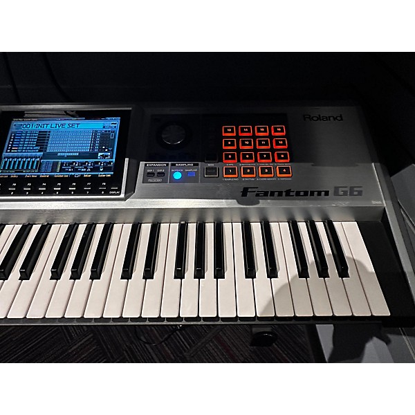 Used Roland Fantom G6 61 Key Keyboard Workstation