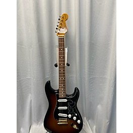 Used Fender Used Fender Artist Series Stevie Ray Vaughan Stratocaster 2 Tone Sunburst Solid Body Electric Guitar