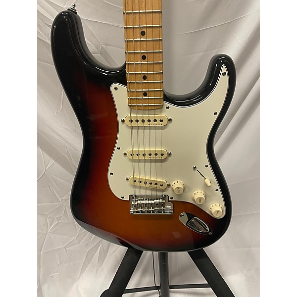 Used Fender American Standard Stratocaster Solid Body Electric Guitar