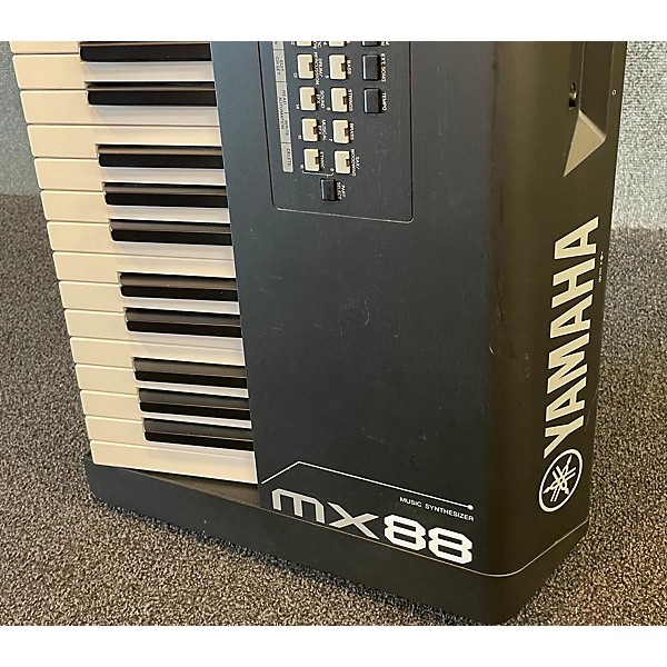 Used Yamaha MX88 Synthesizer | Guitar Center