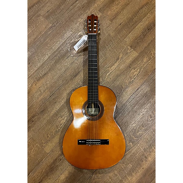 Used Ventura V1586 Classical Acoustic Guitar
