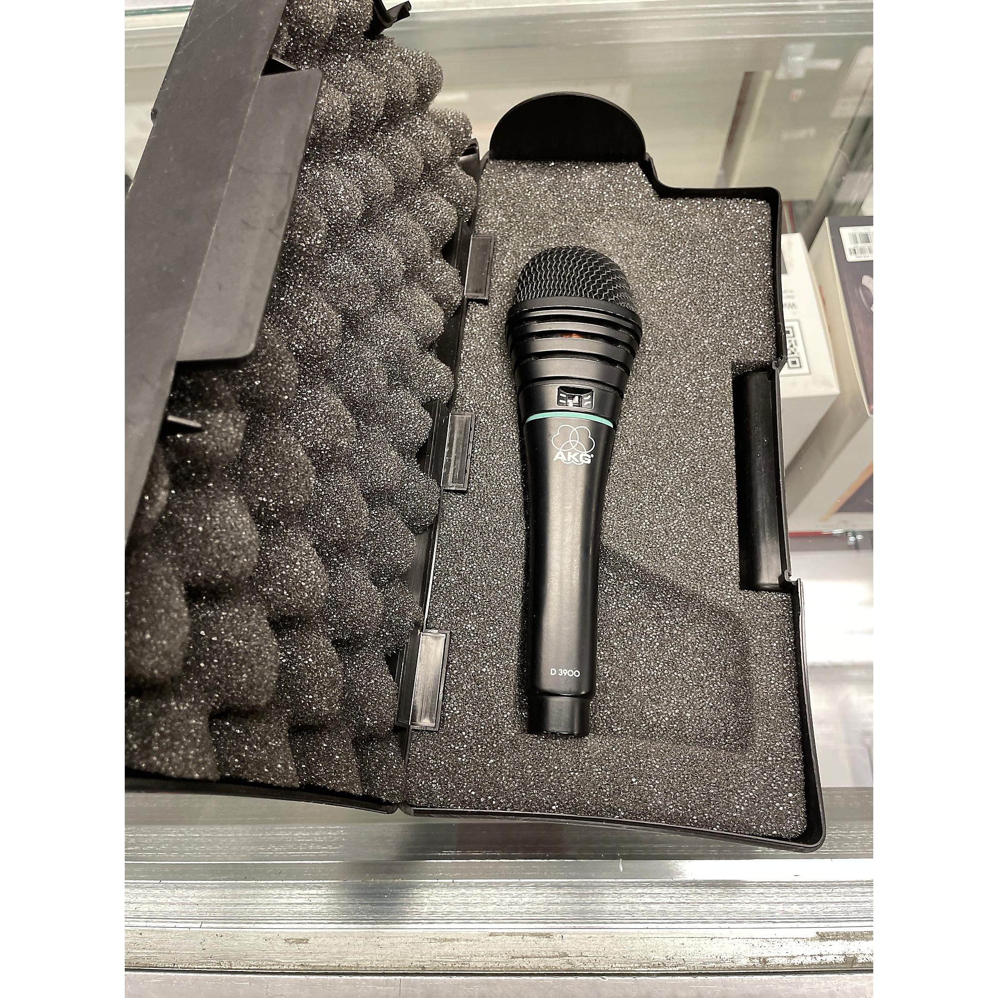 AKG D 3900