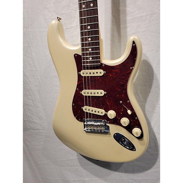 Used Fender 2020 AMERICAN SHOWCASE STRATOCASTER Solid Body Electric Guitar
