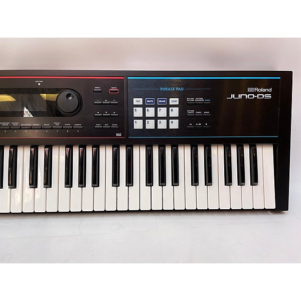 Used Roland JUNO-DS61 Synthesizer