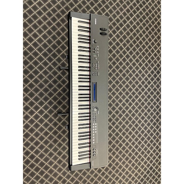 Used Yamaha CP40 Stage Piano