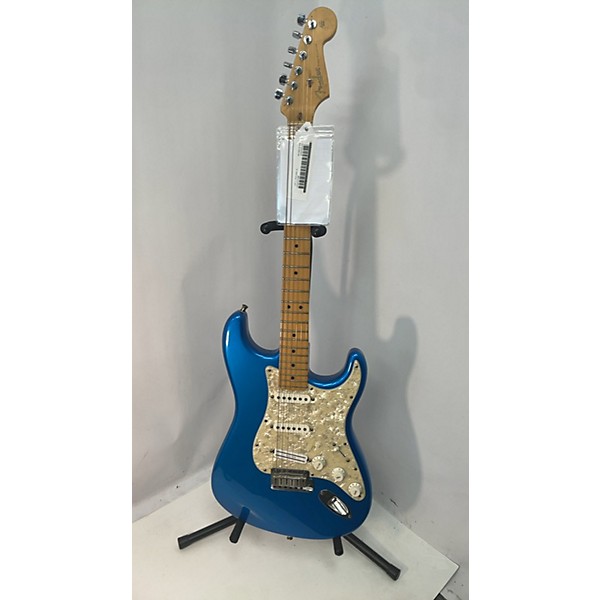 Used Fender Used Fender American Standard Stratocaster Metallic Blue Solid Body Electric Guitar