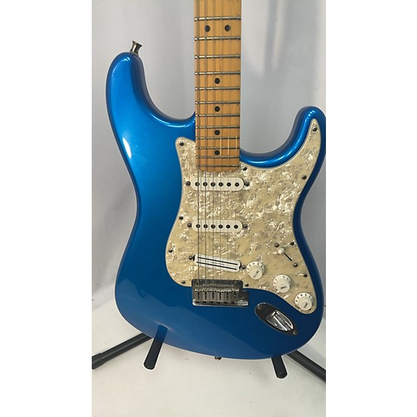 Used Fender Used Fender American Standard Stratocaster Metallic Blue Solid Body Electric Guitar