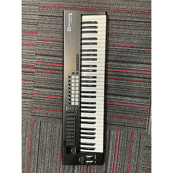 Used Novation Launchkey 61 MK2 MIDI Controller | Guitar Center