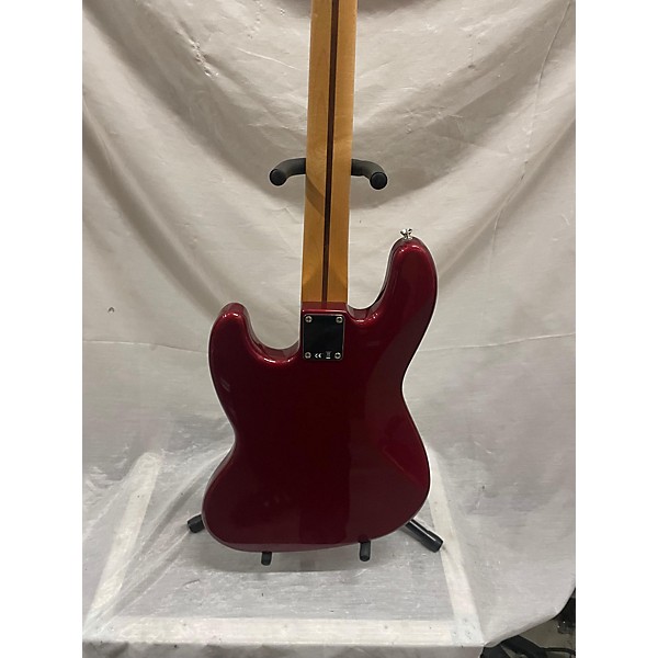 Used Fender Used 2009 Fender Jazz Bass Candy Apple Red Electric Bass Guitar