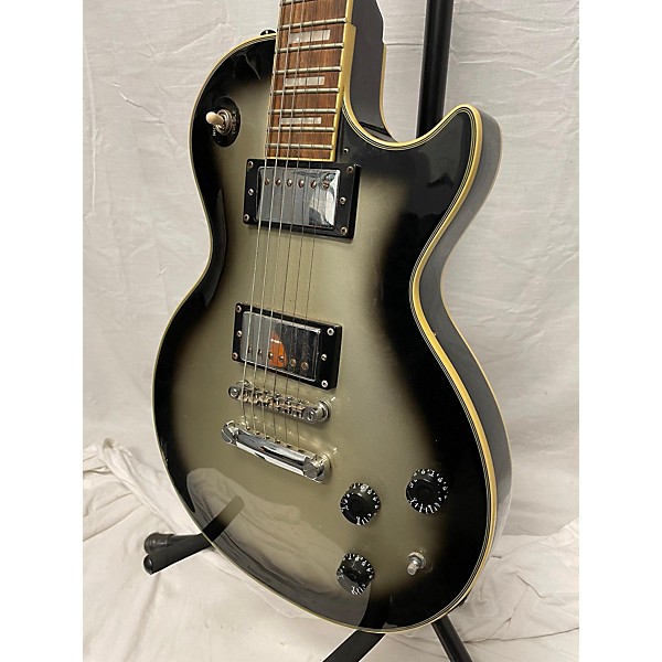 Used Epiphone Used 2007 Epiphone Les Paul Custom Silverburst Solid Body Electric Guitar